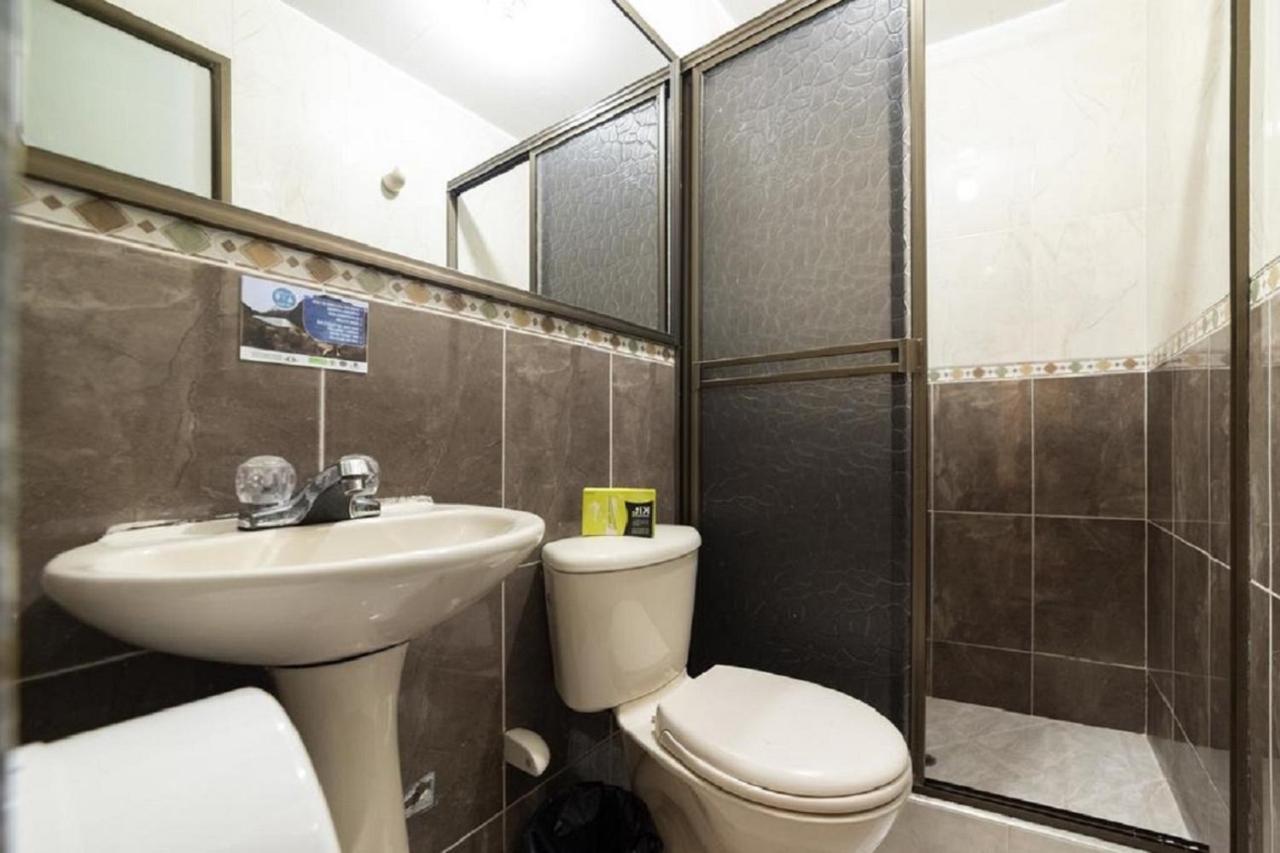 Hotel Ejecutivo 63 In Bogotá Dış mekan fotoğraf