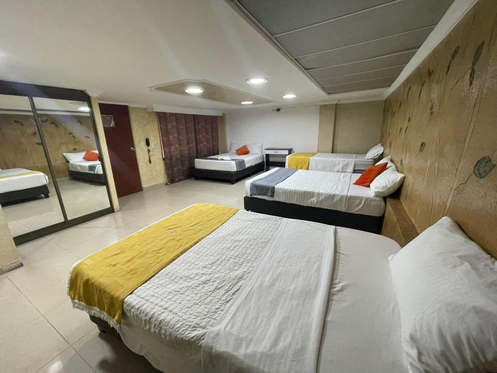 Hotel Ejecutivo 63 In Bogotá Dış mekan fotoğraf