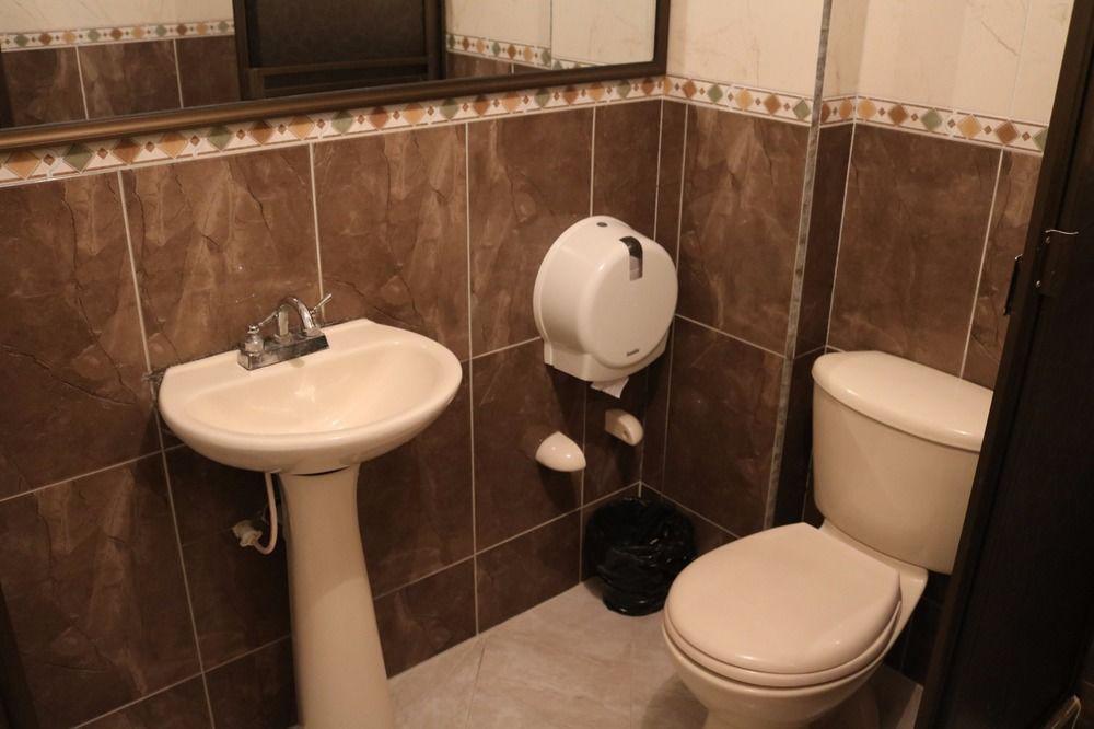 Hotel Ejecutivo 63 In Bogotá Dış mekan fotoğraf